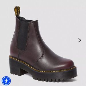 Doc Martens Rometty Burgundy-Vintage Chelsea Boot Sz 10 / 41